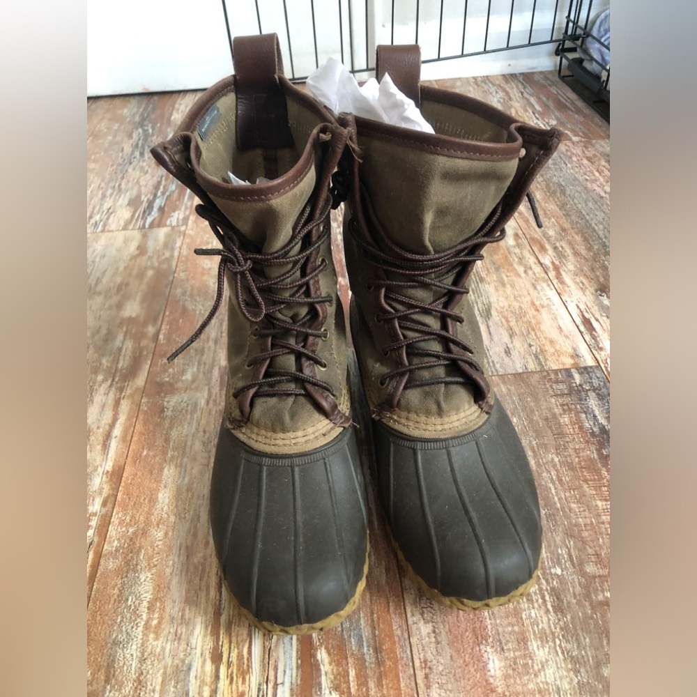 Women’s Waxed Canvas Green Duck Boots